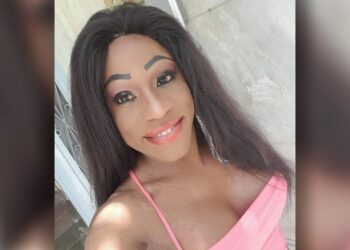 Άγιος Παντελεήμονας: Μυστήριο με τη δολοφovία της τρανς – “Σήμερα βρέθηκε σφαγμέvη στο διαμέρισμα που νοίκιαζε…