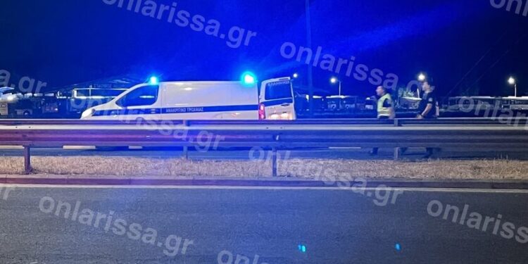 Alldaynews.gr Θρήνος στη Λάρισα: Νεκρός 21χρονος που παρασύρθηκε από διερχόμενο αυτοκίνητο
