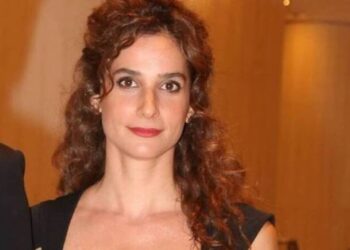 Alldaynews.gr Η Μ. Καλογήρου για το τροχαίο στη Σχολή του Κιμούλη: Μου είπαν ότι θα μου κόψουν το πόδι, το αριστερό, γιατί είναι σμπαράλια (video)