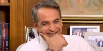 Κυριάκος Μητσοτάκης: Το αστείο για τον καύσωνα και την έφιππη αστυνομία – «Ίσως έπρεπε να ζητήσω καμήλες»[video]