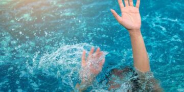 Alldaynews.gr Τραγωδία στη Νέα Μάκρη: 10χρονο αγοράκι πνίγηκε σε πισίνα ξενοδοχείου