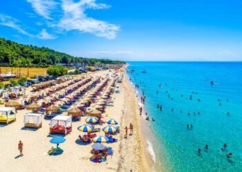 Συνεχίζει να συγκινεί: Σεφ διοργανώνει εκδρομή στη Χαλκιδική με όλα τα έξοδα πληρωμένα για όσους έχουν ανάγκη