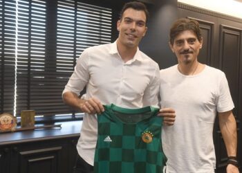 Επίσημο το deal της δεκαετίας: Σλούκας τριετίας στον Παναθηναϊκό!