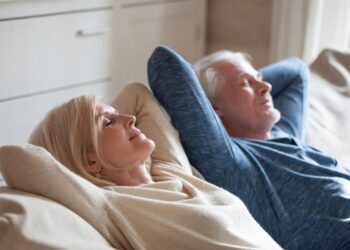 Γιατί κάποιοι 60αρηδες δεν μπορούν να «πάρουν» τα πόδια τους