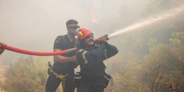 Alldaynews.gr Φωτιά στη Μαγνησία – Νεκpή γυναίκα στον Πλάτανο: Κόλαση σε Βελεστίνο, Αλμυρό – «Είναι εμπρησμός με ονοματεπώνυμο» (φωτο, video)