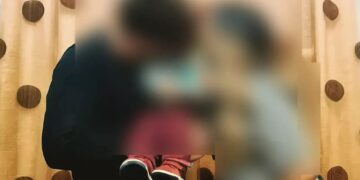 Alldaynews.gr Το τρίχρονο παιδί πνίγηκε από σταφύλι μπροστά στη νταντά που το πρόσεχε – Το διπλό χτύπημα της μοίρας στην οικογένεια (video)