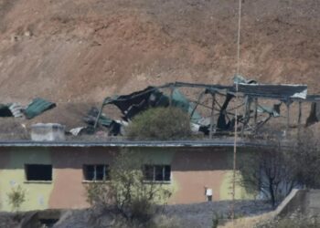 Νέα Αγχίαλος: Οι εκρήξεις έγιναν λόγω μη αποψίλωσης, λέει η ΕΔΕ για τον «βομβαρδισμό» της αποθήκης πυρομαχικών