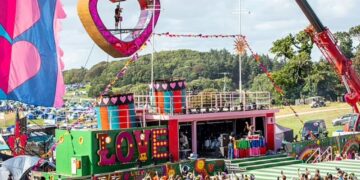 Alldaynews.gr Τραγωδία στο Camp Bestival: Εσπευσμένα στο Νοσοκομείο μικρό κοριτσάκι που λίγο αργότερα εξέπνευσε