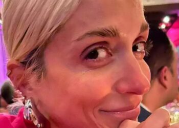 Σοφία Καρβέλα: Από την Αντίπαρο στο Μεξικό! Ο λόγος του ταξιδιού της και η συγκίνηση – Φωτογραφίες