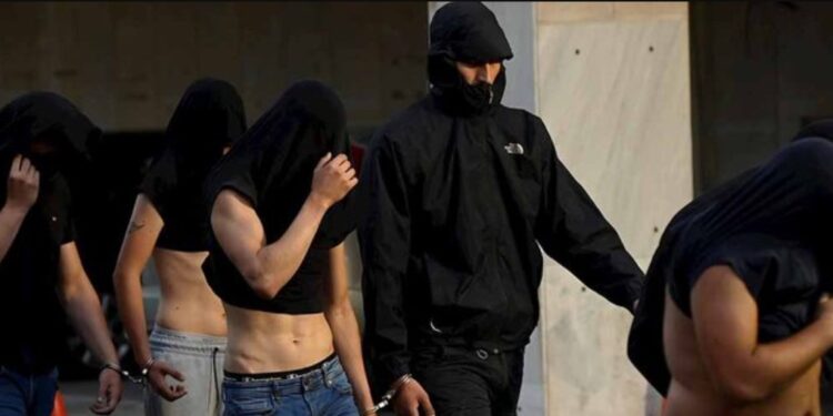 Νέα Φιλαδέλφεια: Αυτοί είναι οι Κροάτες χούλιγκαν που συνελήφθησαν για τη Δολοφονία του 29χρονου Μιχάλη[Φωτογραφίες]