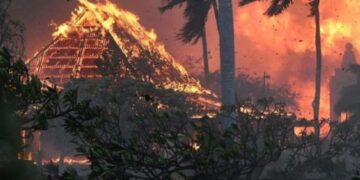 Χαβάη: Στους 53 αυξήθηκαν οι νεκροί, στάχτες ολόκληρες γειτονιές στη Λαχάινα[video]