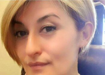 Σοκ με το όνομα το Δολοφόνου-Ποιος Σκότωσe την 48χρονη μεσίτρια μέσα στο σπίτι της- Η τελευταία ανάρτησή της τον 15Αύγουστο