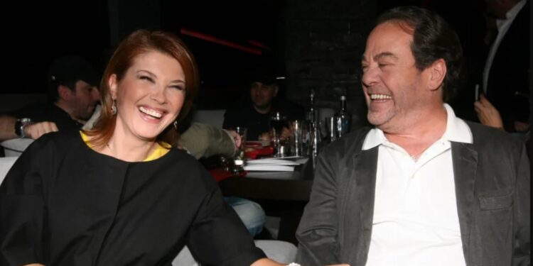 Alldaynews.gr Σοφία Αλιμπέρτη: Η αδημοσίευτη φωτογραφία από τον γάμο της με τον Γιάννη Πάριο