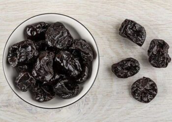 Οστεοπόρωση: Τα φρούτα που κάθε 50αρα πρέπει να τρώει για γερά οστά