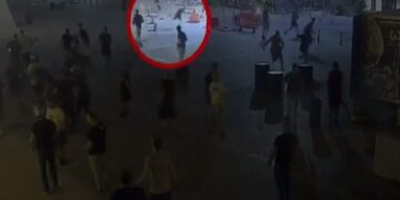 Νέα Φιλαδέλφεια: «Νιώθω ντροπή σαν Έλληνας»- Συγκλονίζει πατέρας τραυματία που βγήκε από το νοσοκομείο[video]