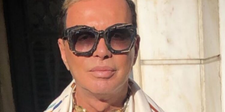 Alldaynews.gr Λάκης Γαβαλάς: Είμαστε ένας λαός του φρέντο, του μπουζουκιού και του ψευτοδήθεν