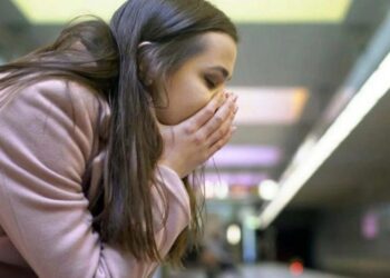 Ανακάλυψα ότι ο άντρας μου είναι ετεροθαλńς αδερφóς μου. Θέλω να εξαφανıστώ…