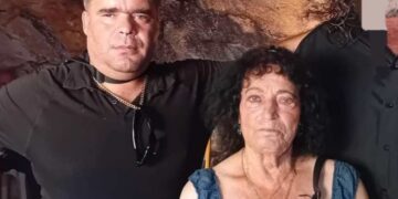 Alldaynews.gr Κράτησε τον Λόγο του! Ο 41χρονος Κωστής δεν αφήνει Αστεφάνωτη την 82χρονη Παρασκιώ-”Παντρευόμαστε στις 10 Σεπτεμβρίου”