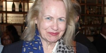 Alldaynews.gr Λίζα Έβερτ