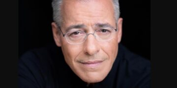 ”Κρυφός” Γάμος 10 ημερών: Αυτή είναι η πασίγνωστη τραγουδίστρια που παντρεύτηκε ο Νίκος Μάνεσης πριν τη Φαίη Μαυραγάνη