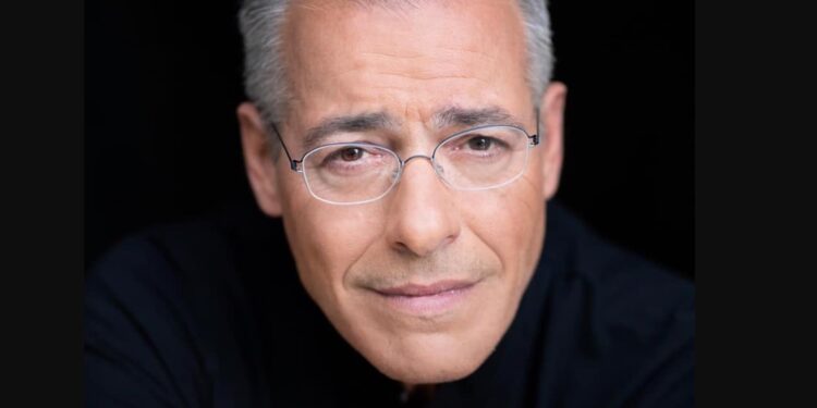 ”Κρυφός” Γάμος 10 ημερών: Αυτή είναι η πασίγνωστη τραγουδίστρια που παντρεύτηκε ο Νίκος Μάνεσης πριν τη Φαίη Μαυραγάνη