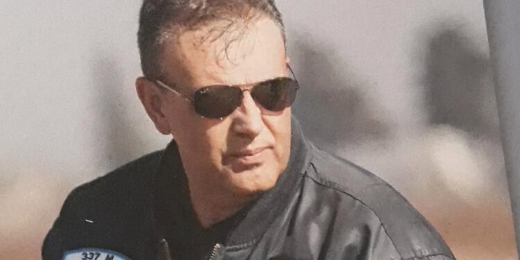 Alldaynews.gr Θρήνος:  Έφυγε από τη ζωή στα 55 του ο αντισμήναρχος Κωνσταντίνος Μπαρδάνης