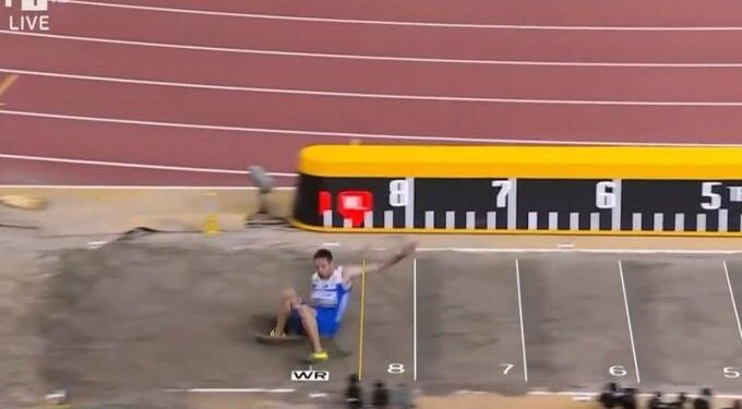 Alldaynews.gr Το κρατούσε για το τέλος: Το «χρυσό» άλμα του Τεντόγλου στην τελευταία προσπάθεια (video)