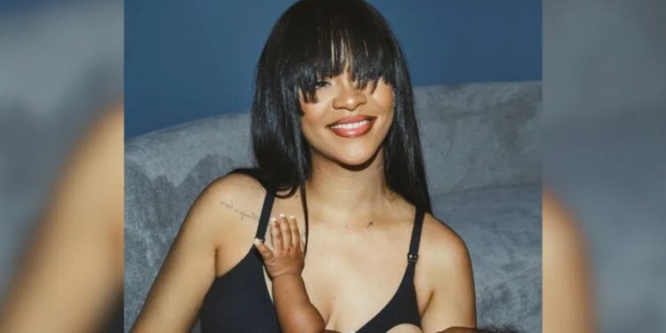 Alldaynews.gr Ριάνα: Ανέβασε βίντεο στο Instagram που δείχνει να θηλάζει τον γιο της