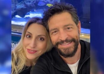 Πατέρας ο Απόστολος Ρουβάς: Δείχνει το πρώτο υπερηχογράφημα της συντρόφου του