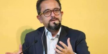 Alldaynews.gr Αλί Σαμπαντζί: Βελτιώνεται η κατάσταση της υγείας του, παραμένει στην εντατική