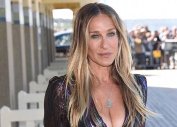 Σάρα Τζέσικα Πάρκερ: Μίλησε άπταιστα ελληνικά στην TV – Το βίντεο που έγινε viral