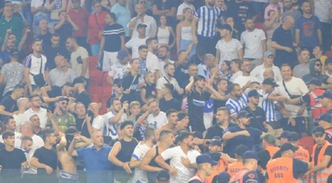 Alldaynews.gr Ξύλο και των… γονέων στο Τίρανα – Μπεσίκτας μέσα στο γήπεδο (video)