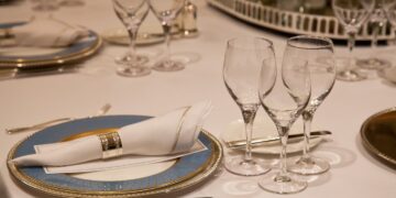 Έκανε το τραπέζι στα πρώην πεθερικά της, πέθαναν όλοι: «Ήταν ατύχημα η δηλητηρίαση», λέει η 48χρονη