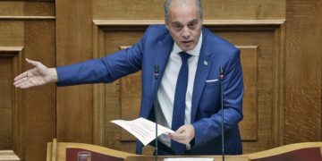 Ο Βελόπουλος προτείνει να τοποθετηθούν… νάρκες στο δάσος της Δαδιάς και δικαιολογεί τους αυτόκλητους «σερίφηδες» (video)