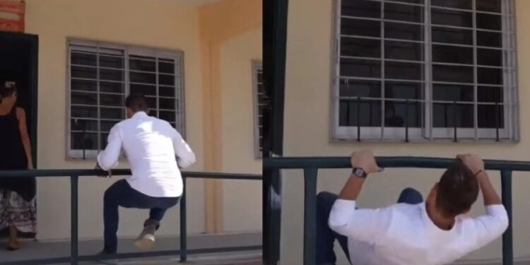 Alldaynews.gr Απίθανο βίντεο για τη βόλτα και το σόου Κασσελάκη στο Σύνταγμα -Τα γαλλικά, το παρκούρ, το φαγητό