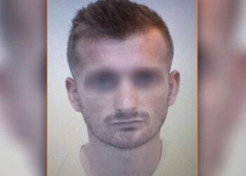 Alldaynews.gr Φρίκη στο Βόλο: Ο 28χρονος που είχε φυλακίσει στο σπίτι την γυναίκα του, είχε χτυπήσει και το μωρό παιδί του-Τι έκανε με την κάμερα