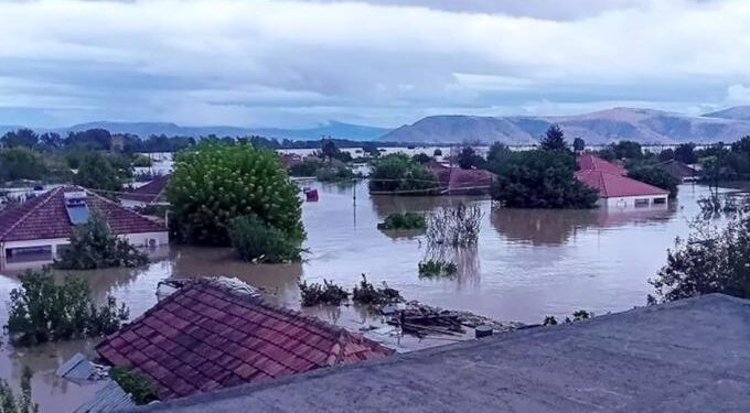 Alldaynews.gr Καταγγελία κατοίκου Παλαμά: «Μας έστειλαν 112, δυόμισι ώρες αφότου είχαν πλημμυρίσει τα πάντα»