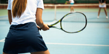 Alldaynews.gr Σοκαριστική κατάθεση από τενίστρια: «Ο προπονητής μου με βiασε 400 φορές σε 2 χρόνια στα 13 μου – Σε τουρνουά με βiαζε 3 φορές τη μέρα» (video)