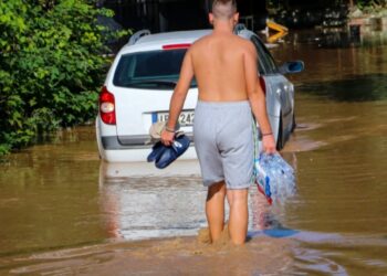 Κακοκαιρία Daniel: Οι ασθένειες που μπορεί να προκληθούν απο το μολυσμένο νερό-SOS απο τους επιστήμονες