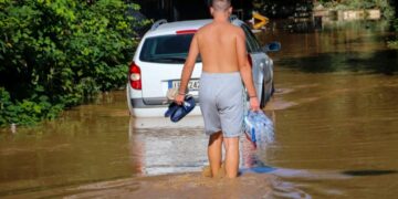 Κακοκαιρία Daniel: Οι ασθένειες που μπορεί να προκληθούν απο το μολυσμένο νερό-SOS απο τους επιστήμονες