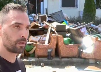 Λάρισα: Ξεσπά κάτοικος της πληγείσας Γιάννουλης: Είμαστε μόνοι μας, δεν έχουμε καμία ενημέρωση αν θα περάσει κάποιος[video]