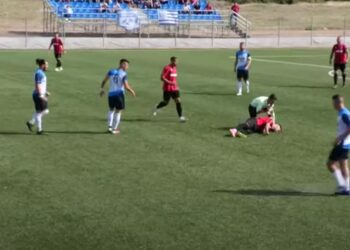 Βοιωτία: Διαιτητής έσωσε τη ζωή ποδοσφαιριστή που έπεσε αναίσθητος στο γήπεδο