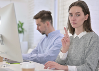 Θέλετε να γίνετε πιο έξυπνοι χωρίς προσπάθεια; Οι επιστήμονες προτείνουν να κάνετε ένα και μοναδικό πράγμα