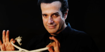 Alldaynews.gr Έτσι τους κορόιδευε όλους: Η μήνυση που αποκάλυψε πώς ο Κόπερφιλντ κάνει το διάσημο τρικ της εξαφάνισης ανθρώπων