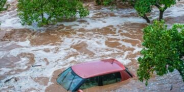 Alldaynews.gr ΕΚΤΑΚΤΟ-Καταιγίδα Daniel: Νεκρός ο γνωστός επιχειρηματίας Δημήτρης Χρήστου-Γέμιζε νερό και έπεσε στη θάλασσα