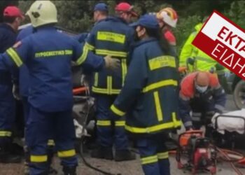 Πριν Λίγο-Φρικτό τροχαίο με πούλμαν στην Εθνική: 3 Nεκpοί και 25 τραυματίες[Φωτογραφίες]