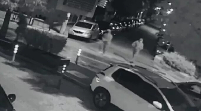 Γαλάτσι: Βίντεο ντοκουμέντο από ληστεία – «Μου κόλλησαν το περίστροφο στον κρόταφο» λέει ο ιδιοκτήτης του φούρνου