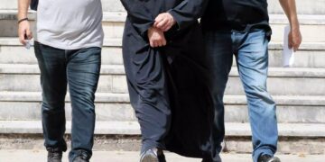 Συνελήφθη παπάς, διευθυντής ορφανοτροφείου – Απείλησε με βέργα 12χρονο φιλοξενούμενο στο ίδρυμα