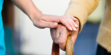 Alldaynews.gr Θεσσαλονίκη: 35χρονη πρότεινε σε 85χρονο να συνευρεθούν ερωτικά! Διαβάστε τι έγινε στη συνέχεια…