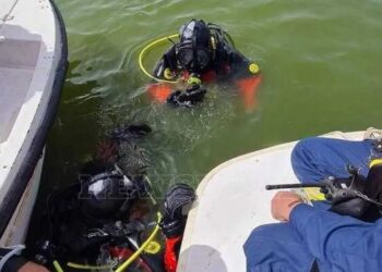 Κατέρρευσε η μητέρα του 43χρονου ψαρά όταν ενημερώθηκε ότι βρέθηκε νεκρός: «Περιμένω να μου φέρουν το παιδί μου να το αποχαιρετήσω